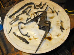 Antik  míves vadász puska vas alkatrészek egyben fellelt állapotban 
