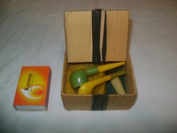 Retro dohányzó készlet - mini hamutál, pipa, szipkák dobozban