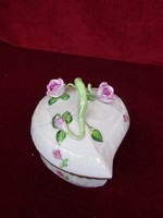 Herendi porcelán bonbonier, rózsával a tetején. hossza 12 cm, magassága 9 cm. Vanneki!