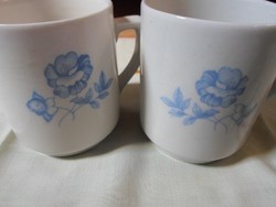 Kőbányai Porcelángyár (KP), kék virágos porcelán (teás) bögrék