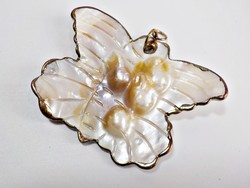 Gyönyörű pillangó alakú kagyló medál gyöngyökkel aranyozott szélű nagyméretű