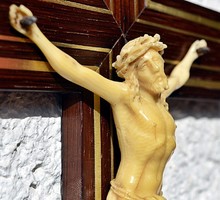 17. Antik, csont őrlemény Jézus Krisztus (13 cm) 36 cm feszület, kereszt, korpusz