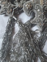 Ezüst-óarany selyemre hímzett gyöngyös dekoráció,karácsonyfadísz