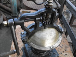 Original peugeot 1910 coffee pepper grinder loft cast iron grocery store coffee grinder industrial