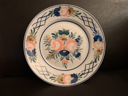 Hollóházi porcelán kézzel festett tányér,  23 cm.