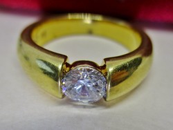 Különleges kézműves  aranyozott ezüstgyűrű brill csiszolású kristállyal