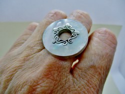 Szépséges iparművész gyöngyház ezüst gyűrű szecessziós díszítéssel​