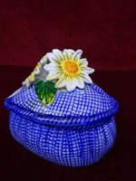 Német porcelán szív alakú bonbonier. Kék alapon margaréta virágokkal. Vanneki!