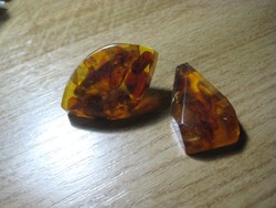 Amber, badge 4.3 x 2.7 cm and pendant 3.7 x 2.2 cm