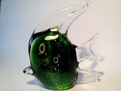 Muránói hal alakú üveg levélnehezék zöld csipet arany csillogással