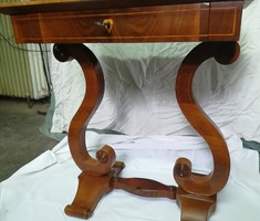Biedermeier asztal felújítva 
