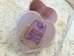 Díszdoboz Szív alakú selyemfényű rózsaszín decoupage mini díszdoboz mignon