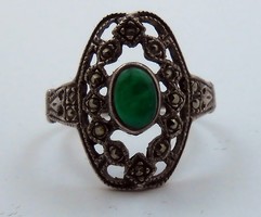 Antik zöld köves cizellált ezüst gyűrű 925