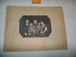 Antik családi fotó kemény kartonon