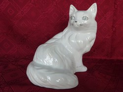 Porcelán, fehér, nagy méretű cica, magassága 25 cm, hossza 24 cm. Vanneki!