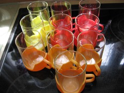 Retro DDR jénai teás  poharak színes műanyag tartóban