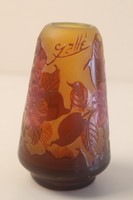 Réteges üveg váza Gallé jelzéssel