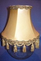 Harang formájú lámpaernyő