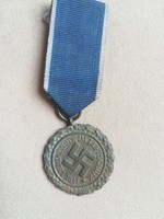 Náci Luftschutz kitüntetés, szalagon 