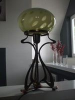 Szecessziós stílusú asztali lámpa