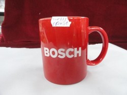 Bosch feliratú bögre.