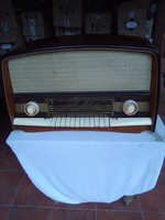 Orion pacsirta AR612 régi asztali rádió.
