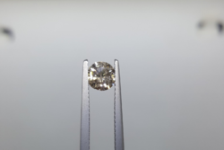 0.69Cts Természetes Gyémánt M I3 Diamond