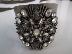 Bracelet - new - 6 x 5.5 cm - metal - rhinestones - pearls - quality - German