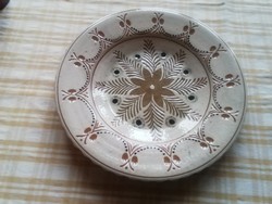 Óbánya Keszler Antal fali tányér homokszín, barna, nagy, gyönyörű, hibátlan óbányai
