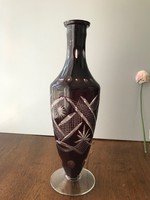 Csiszolt amfora alakú bordó váza P12