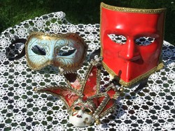 Velencei karneváli maszkok 