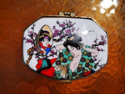 Japanese geisha ring holder