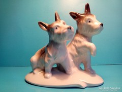 Kutya pár Lippelsdorf porcelán