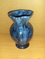 Kék fodros szélű mázas kerámia váza 22 cm (11/d)
