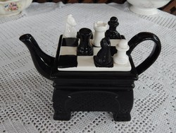 sakk asztalt formázó teás kanna 