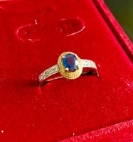 Tömör arany gyűrű álomszép kék zafír és 2 gyémánt kővel!!