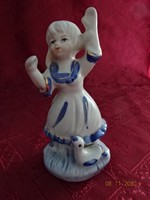 Porcelán figura, kislány libával, magassága 14 cm. Vanneki!