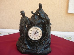 Orosz-Szovjet, dupla figurás fém  asztali óra, Mechanikus felhúzós órával. 3,2 kg.