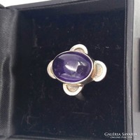 Silver ring with amethyst cabochon cut 925
