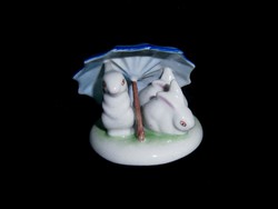 Nagyon ritka Drasche porcelán esernyős nyuszik, 3 nyúl kék esernyő alatt