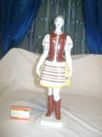Hollóházi népviseletes lány figura, nipp - 30 cm