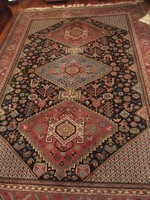 Kézi perzsa szőnyeg 242x359
