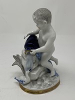 Vizet locsoló Capodimonte porcelán kisfiú kacsával