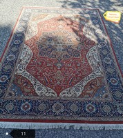 Kézi csomozású szőnyeg  (141x210cm)