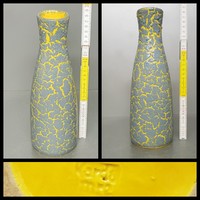 "Karda Imre" szürke, sárga repesztett mázas iparművészeti kerámia váza  (1299)