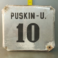 "Puskin - u. 10" festett alumínium házszámtábla (1318)