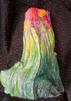 Tulipánfa c. rendhagyó szobor. Károlyfi Zsófia Prima díjas alkotó műve. Készült mellé egy miniatúra 