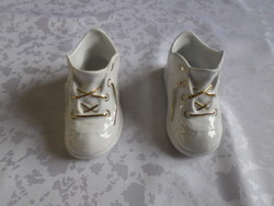 Aquincumi aranyfűzős cipő