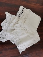 3 db hímzett csipkés régi textil zsebkendő