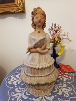 Győrbíró Enikő / Lány legyezővel KERÁMIA 53 cm